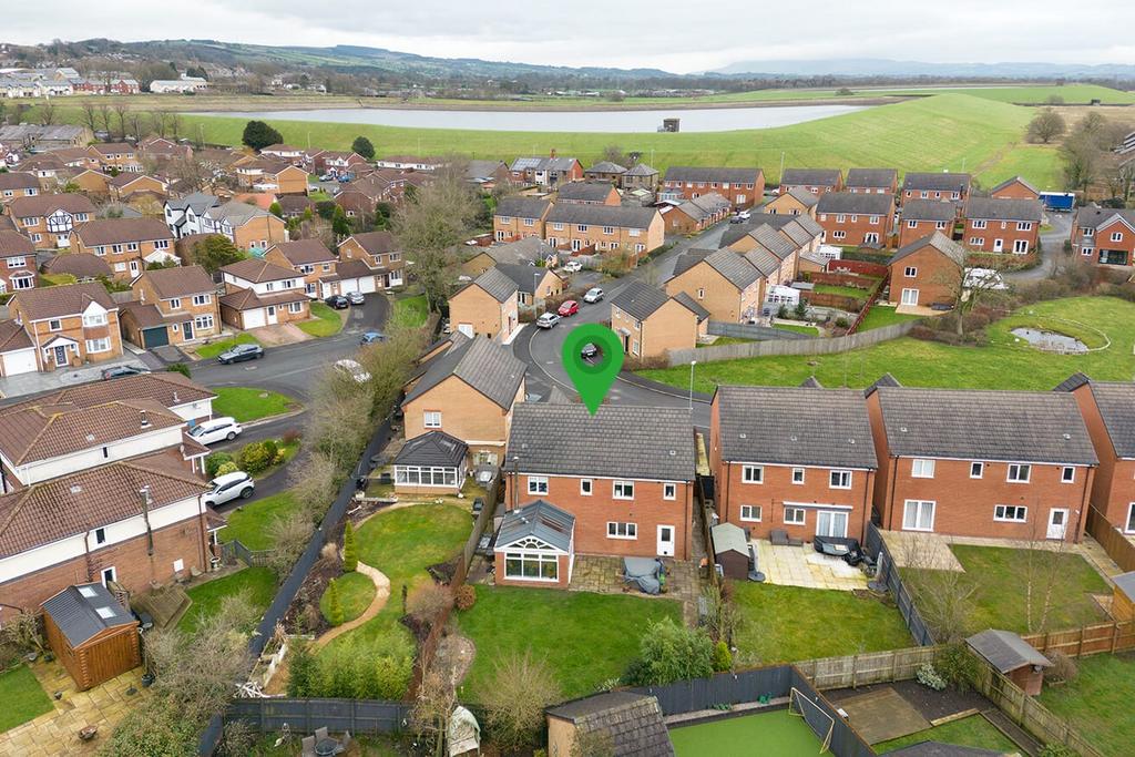 Water Meadows, Preston PR3 5 bed detached house for sale £399,950