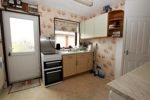 3 bedroom semi-detached house for sale, Lincoln Road, Dunholme, Lincoln, Lincolnshire, LN2 3QY