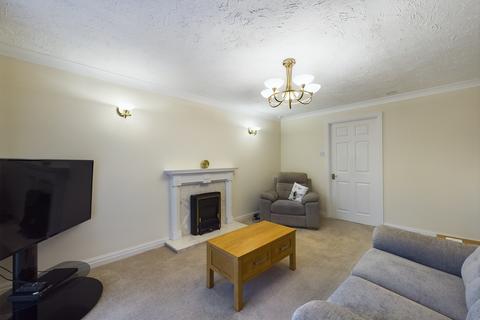 2 bedroom apartment for sale, Ashton Garden Court, St. Andrews Road North, Lytham St. Annes, FY8