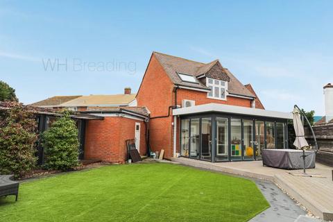 4 bedroom detached house for sale, Bennells Avenue, Whitstable CT5