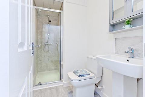 2 bedroom flat to rent, Walker Road, Aberdeen AB11