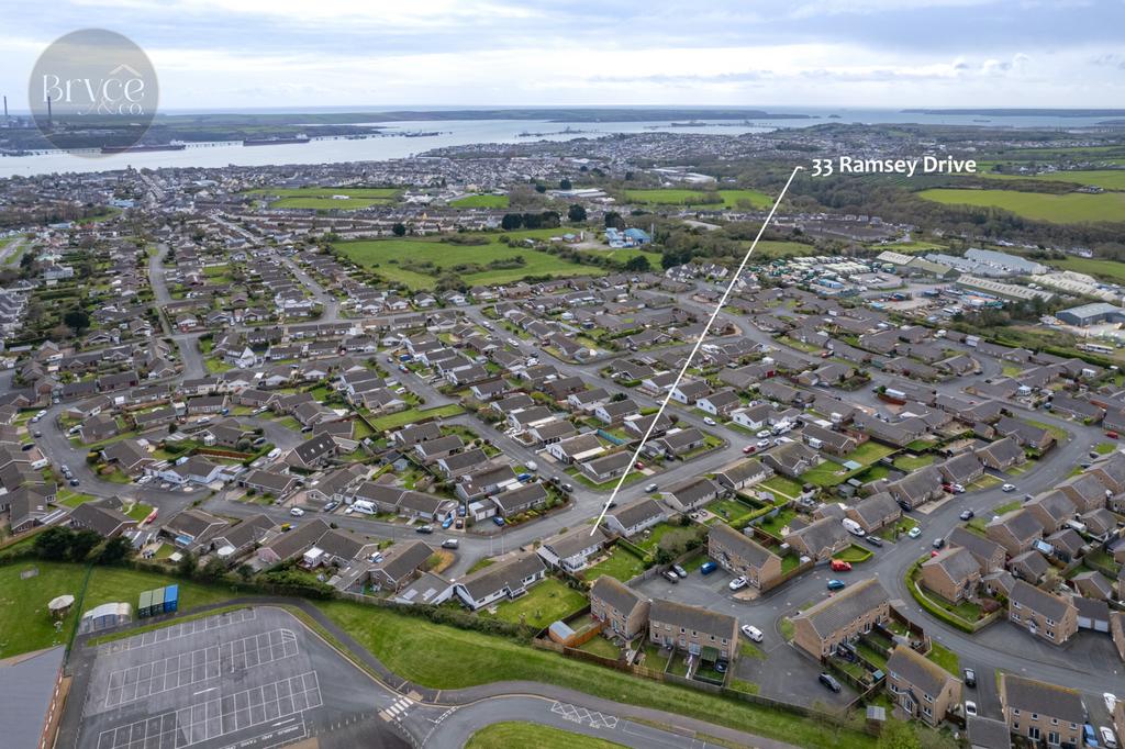 Milford Haven SA73 3 bed detached bungalow for sale £299,950