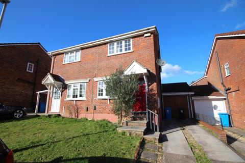 11 Chaffinch Close, Poole, BH17 7UR