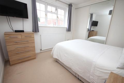 11 Chaffinch Close, Poole, BH17 7UR
