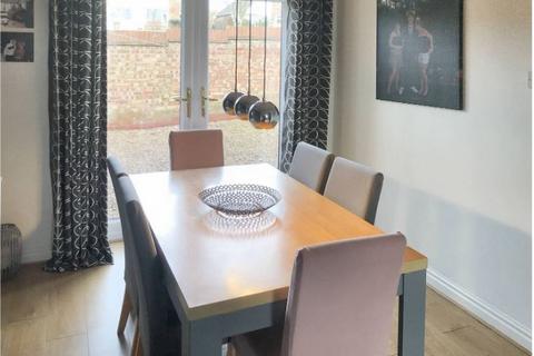 3 bedroom semi-detached house for sale, The Ridings, Fakenham NR21