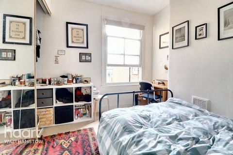 204 Fleeming Road, Walthamstow, London, E17 5EU