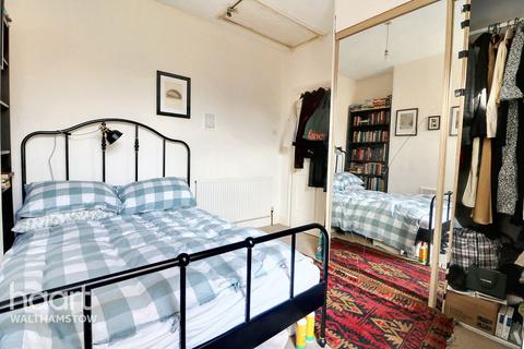204 Fleeming Road, Walthamstow, London, E17 5EU