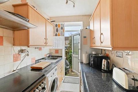 40 Lawrence Crescent, Dagenham, RM10 7HJ