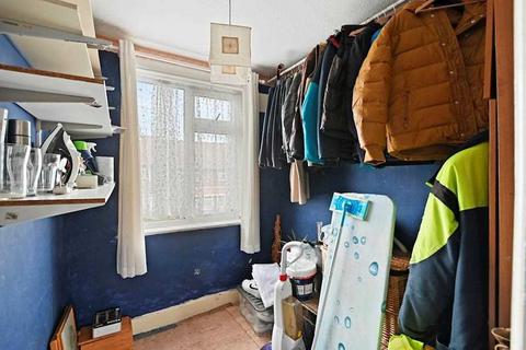 40 Lawrence Crescent, Dagenham, RM10 7HJ