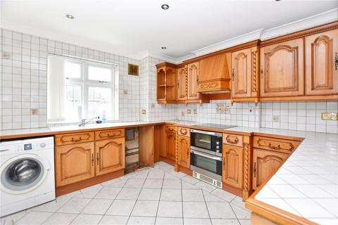 2 Lane End, Bexleyheath, DA7 4LU