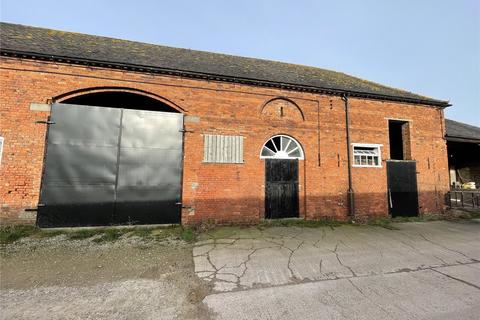 Distribution warehouse to rent - Rangemore, Burton-on-Trent