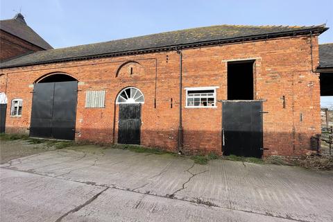 Distribution warehouse to rent, Rangemore, Burton-on-Trent