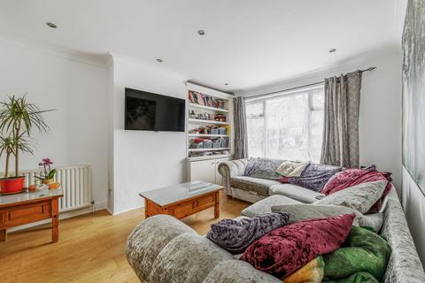 3 bedroom end of terrace house for sale - Burwell Avenue, Greenford, UB6