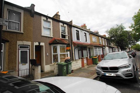 3 bedroom terraced house for sale - London E13