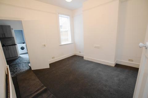 3 bedroom detached house for sale, east ham E6