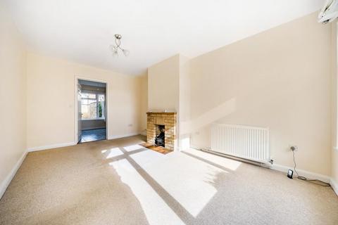 14 Arkell Avenue, Carterton, OX18 3BS