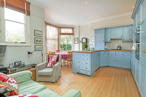 6 bedroom semi-detached house for sale, Kirkstall Road, London, SW2