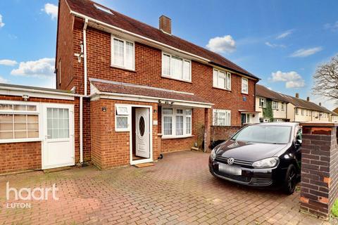 4 bedroom semi-detached house for sale, Rotherham Avenue, Luton