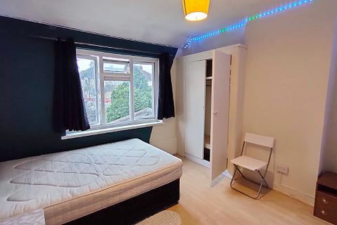 House share to rent - Grenada Road, London SE7