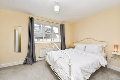 1 bedroom flat for sale, Brickwork Avenue, Liphook, Hampshire