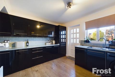 23 Doris Road, Ashford, TW15 1LS