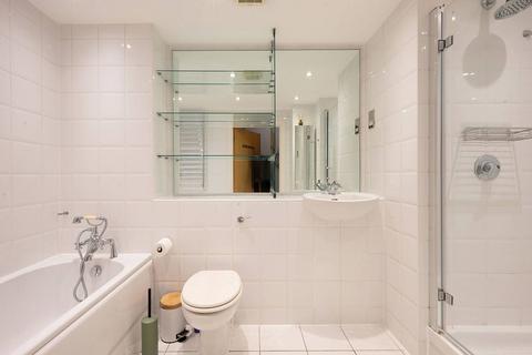 1 bedroom flat for sale, Point Wharf, Brentford, TW8