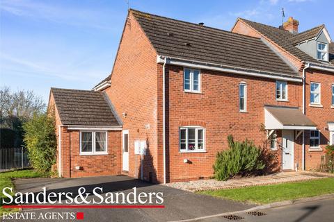 4 bedroom end of terrace house for sale, Station Road, Alcester, B49