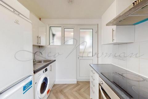 2 bedroom maisonette to rent, Everton Drive, Stanmore, HA7