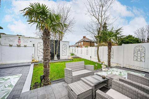 1a River Gardens, Feltham, TW14 0RE
