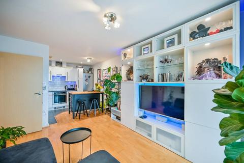 1 bedroom flat for sale, Prince Regent Road, Hounslow, TW3