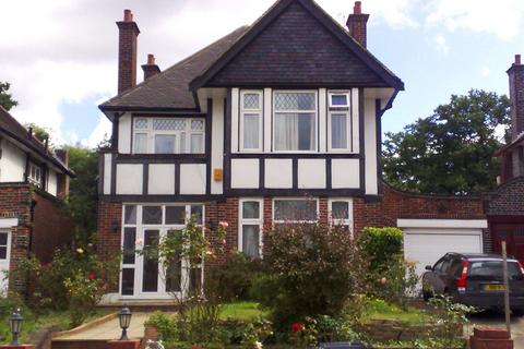 4 bedroom detached house for sale, Beech Drive, London