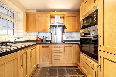 2 bedroom apartment for sale - Chestnut Grange, Harding Place, Wokingham, Berkshire