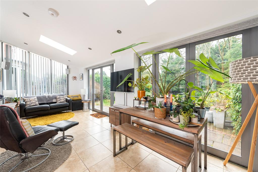 Kitchen/Family Room
