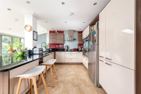 5 Manor Close, Letchworth Garden City, SG6 3NN