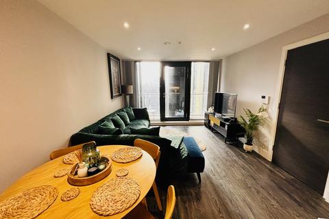 2 bedroom flat to rent, Hallmark Tower, Cheetham Hill Road, M4 4GA