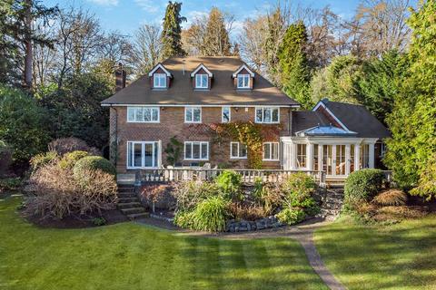 5 bedroom detached house for sale - Farnham Lane, Haslemere, Surrey