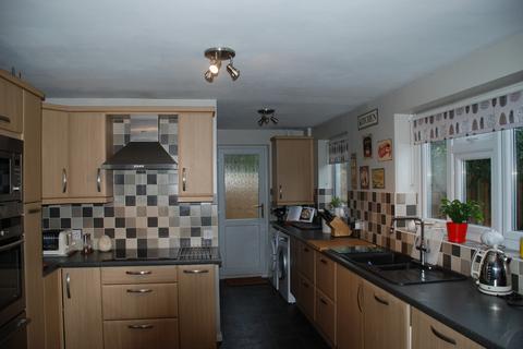 4 bedroom detached house for sale - Oadby LE2