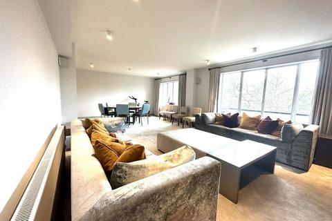 3 bedroom flat for sale, 70 Addision road, W14
