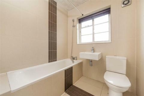 2 bedroom flat to rent, London N2