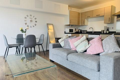 1 bedroom flat for sale, Knightsbridge Court, 2 Blackburn Street, M3 6FY