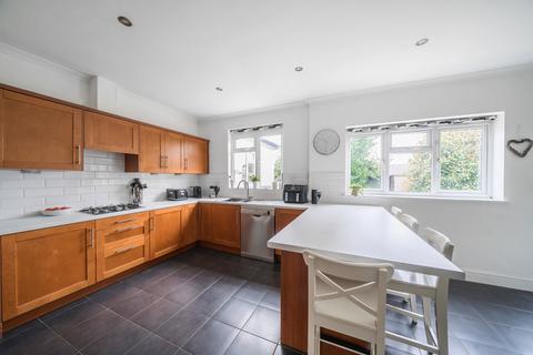 3 Coppice Close, Ruislip, HA4 7NT