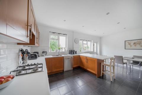 3 Coppice Close, Ruislip, HA4 7NT