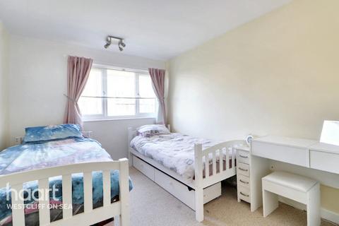4 Long Sands, Shoeburyness, Southend-on-sea, SS3 9PN