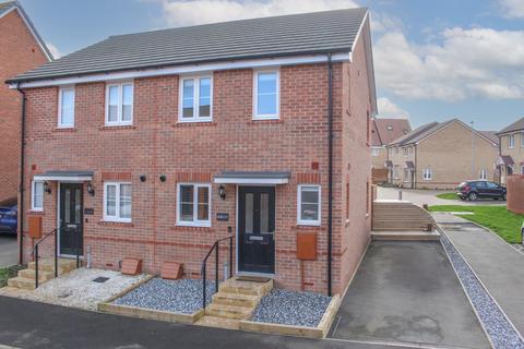 2 bedroom semi-detached house for sale - Rutherford Crescent, Leighton Buzzard, LU7