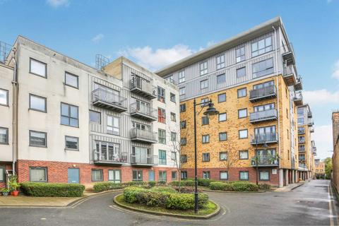 2 bedroom apartment to rent, Thomasfyre Drive, Bow