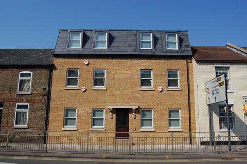 1 bedroom flat to rent, River Street