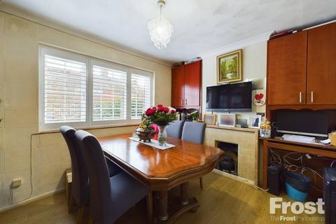 3 bedroom semi-detached house for sale, Finch Drive, Feltham, TW14