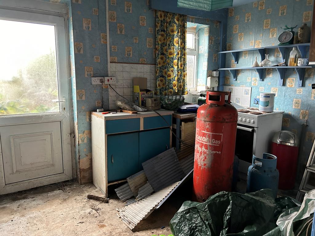Kitchen T202402161456.jpg