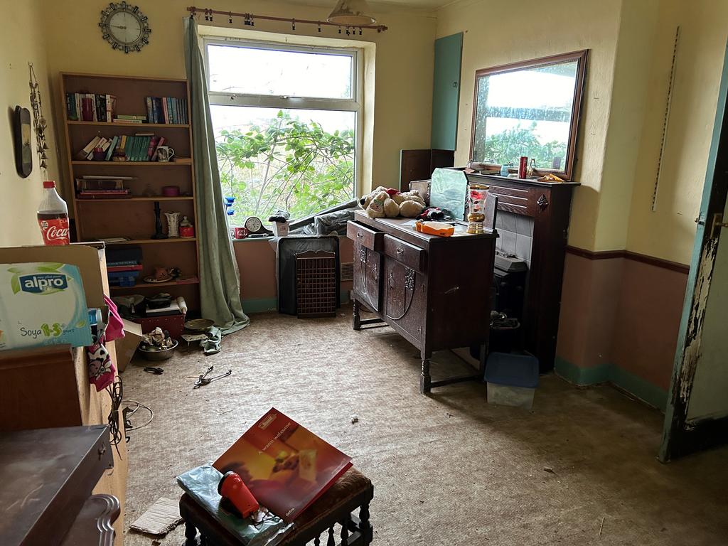Bedroom T202402161456.jpg