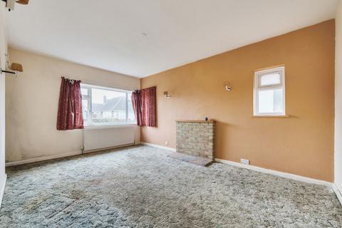 3 bedroom detached bungalow for sale - North Avenue, Middleton-On-Sea, PO22